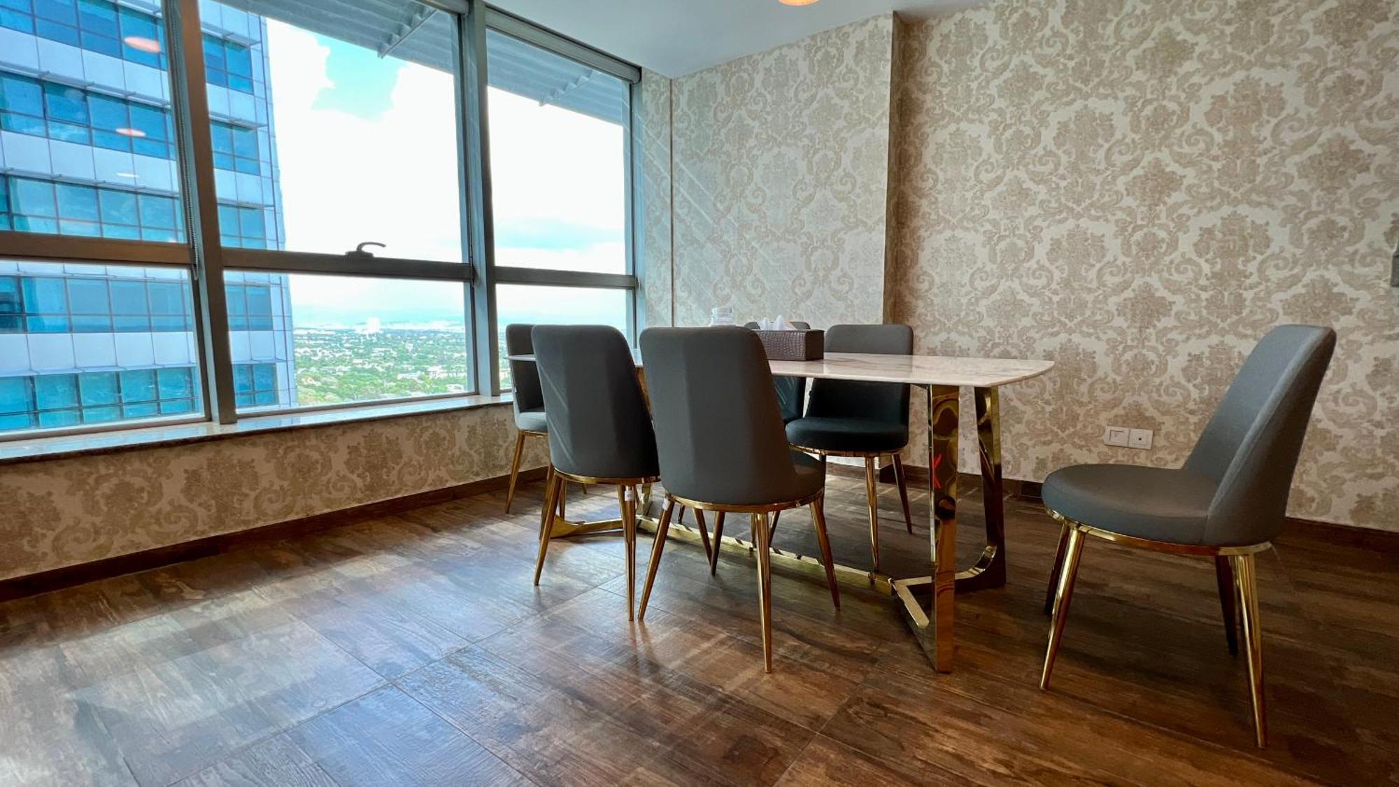 Centaurus Three Bed City View Islámábád Exteriér fotografie